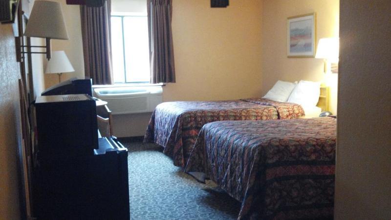 Econo Lodge Utica Eksteriør bilde
